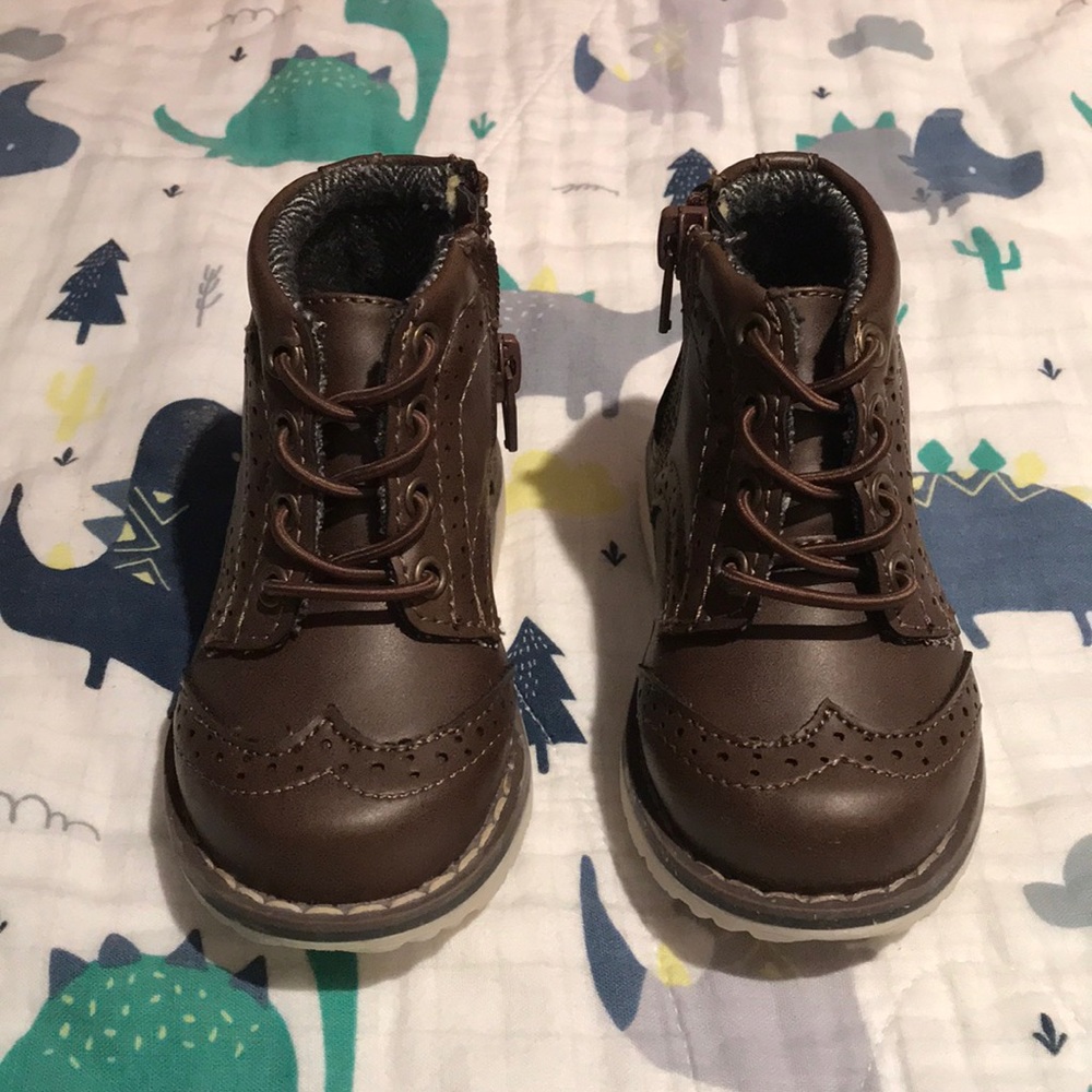 Cat & Jack Boots